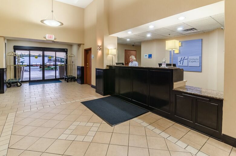 Holiday Inn Express Hotel & Suites Vinita