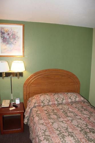 Motel Oak Hill Inn And Suites