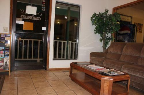 Motel Oak Hill Inn And Suites