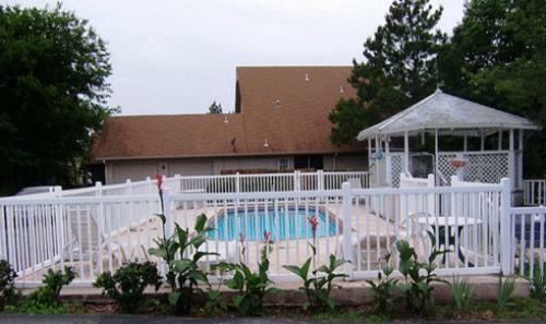 Motel Oak Hill Inn And Suites