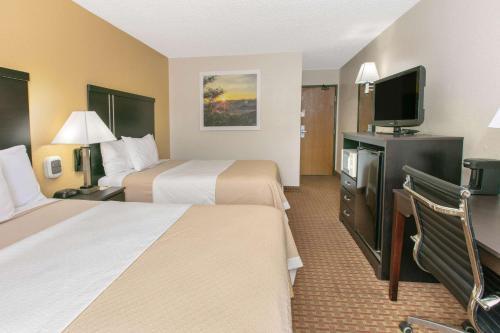 Motel Days Inn Hornell