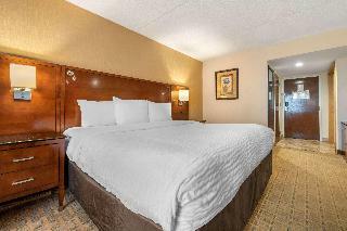 Clarion Hotel Marina & Conference Center