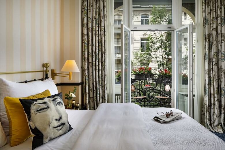 Opera Hotel
