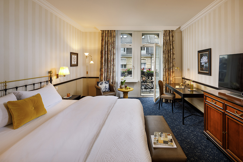 Opera Hotel