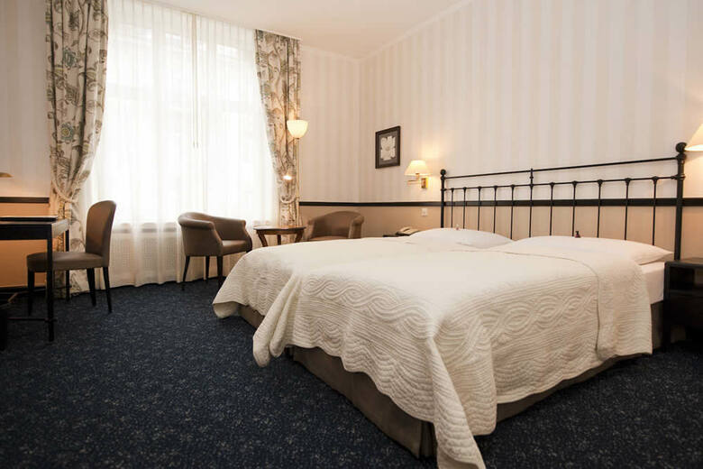Opera Hotel