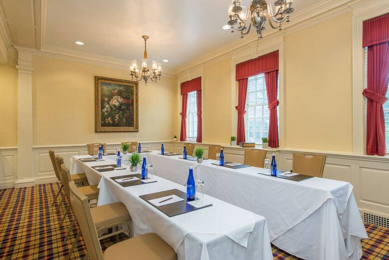 Hotel Exeter Inn
