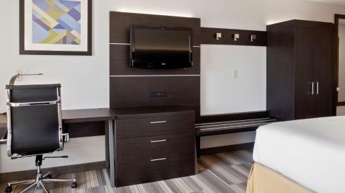 Holiday Inn Express Hotel & Suites Newton Sparta