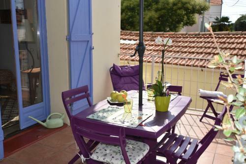 Hostal Locations Loramac