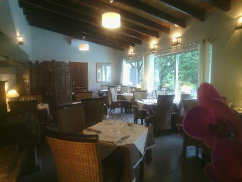 Hotel Logis H�tel R�sidence Les C�dres