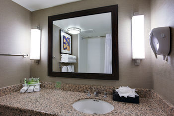 Holiday Inn Express Hotel & Suites Meadowlands Area