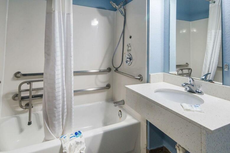 Hotel Rodeway Inn Carrollton