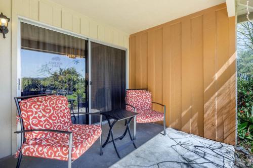 Hotel Carlton Oaks Country Club