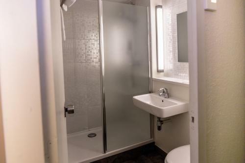 Hotel Campanile Laval Ouest