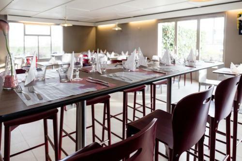 Hotel Campanile Laval Ouest