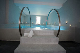 Hotel Baumani�re - La Cabro D'or