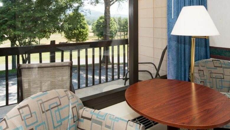 Posada Highland Manor Inn