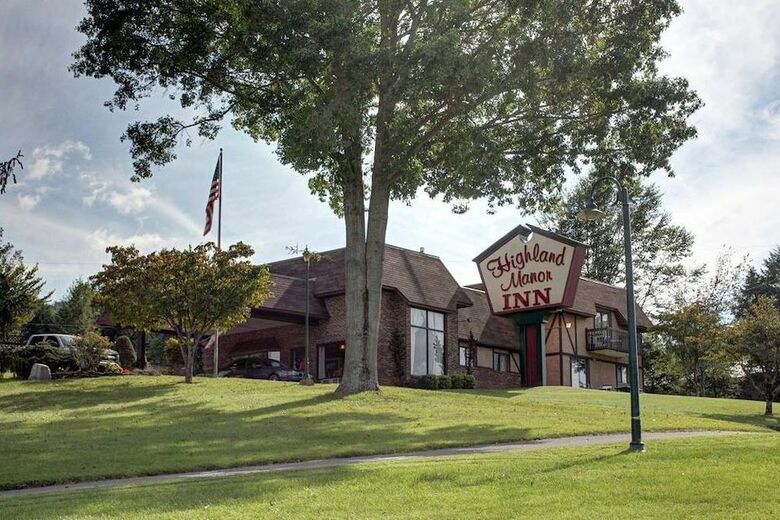 Posada Highland Manor Inn