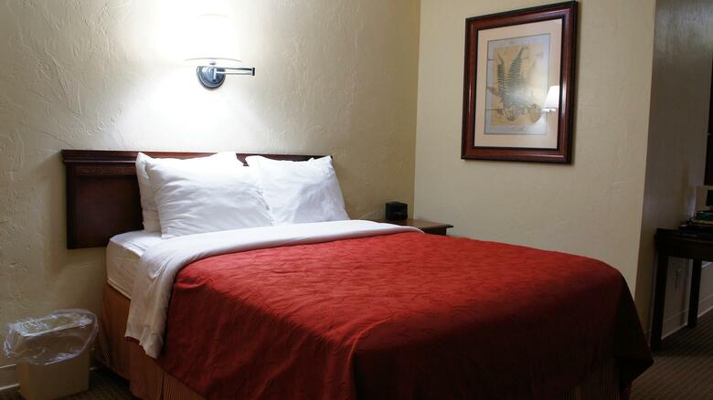 Hotel Pictured Rocks Inn And Suites