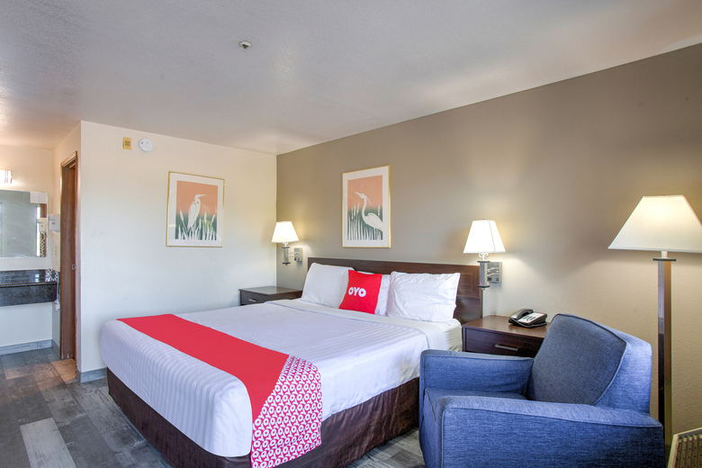 Motel 6 - Woodland