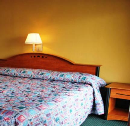 Motel Speedway Inn