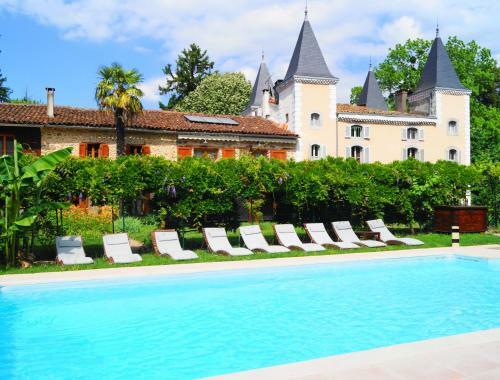 Hotel Logis - Chateau De Beauregard