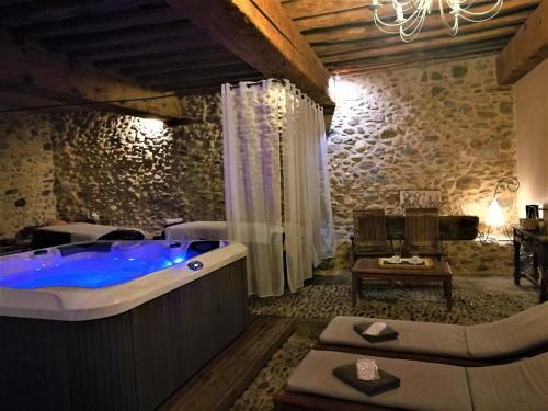 Hotel Logis - Chateau De Beauregard