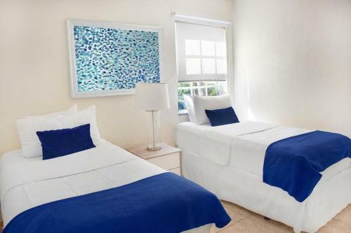 Hotel Suites At Coral Reef Resort