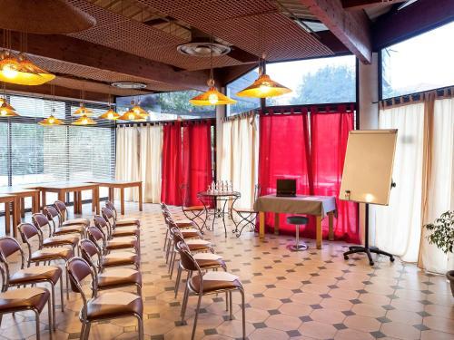Hotel Ibis Budget Saint Christol Les Al�s