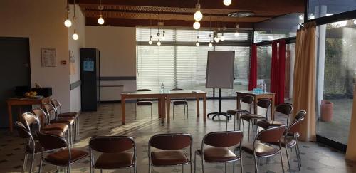 Hotel Ibis Budget Saint Christol Les Al�s