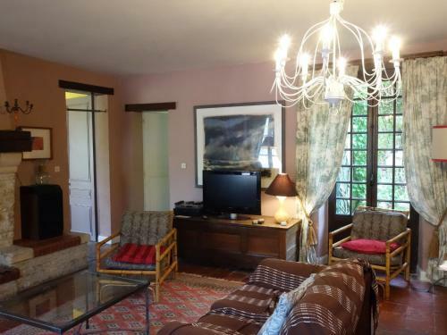 Holiday Home Les Londes Tour En Bessin