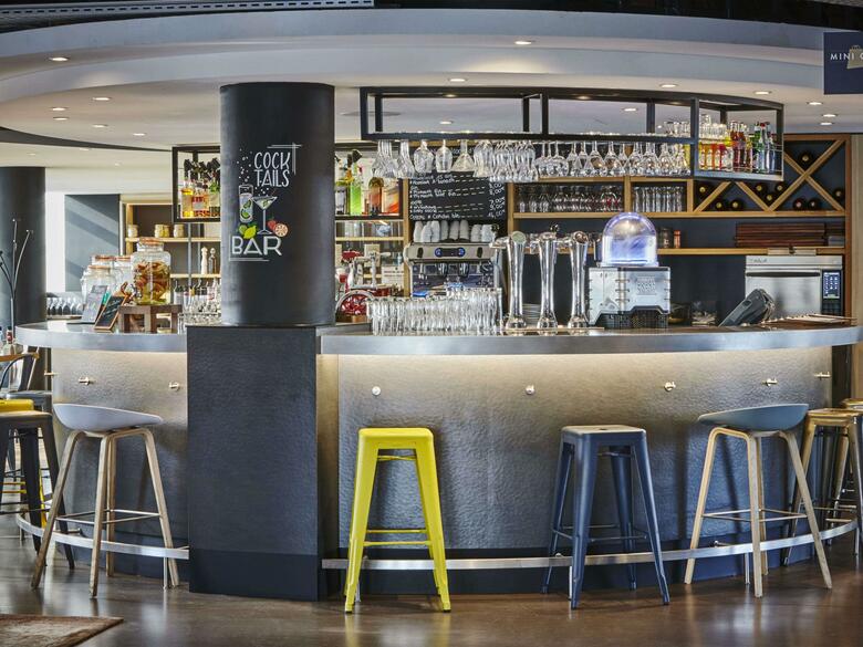 Hotel Kyriad Prestige Le Bourget - Aeroport
