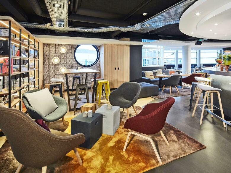 Hotel Kyriad Prestige Le Bourget - Aeroport