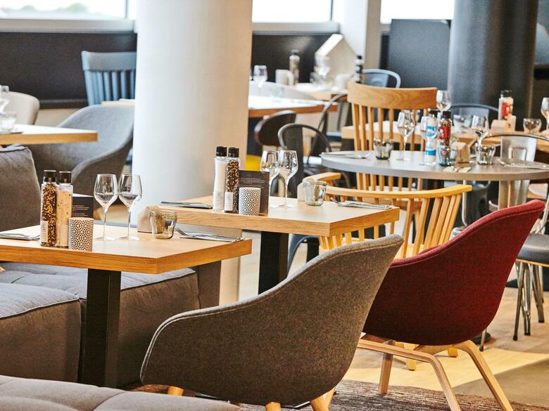 Hotel Kyriad Prestige Le Bourget - Aeroport