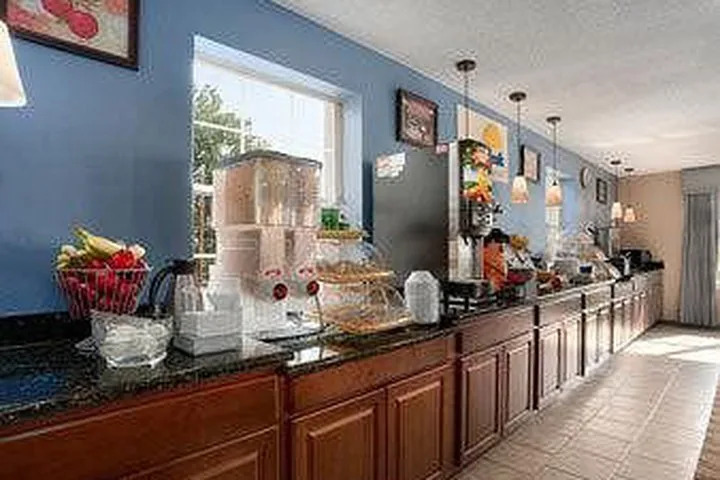 Hotel Days Inn Perryville