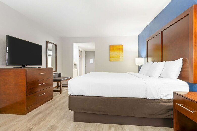 Hotel Comfort Inn Near Six Flags St. Louis