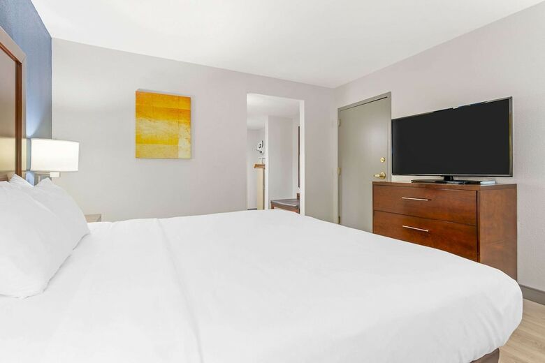 Hotel Comfort Inn Near Six Flags St. Louis