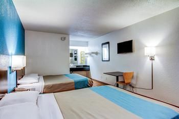 Motel 6 Florissant Missouri