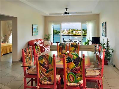 Hotel Marina Banderas Suites