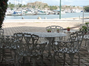 Hotel Marina Banderas Suites