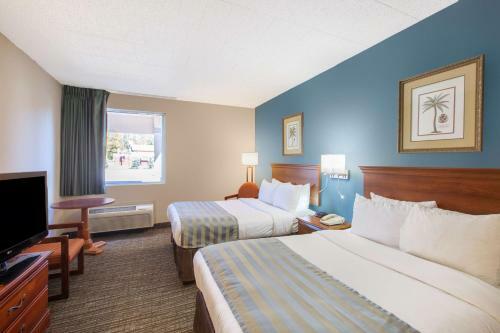 Hotel Baymont Inn & Suites