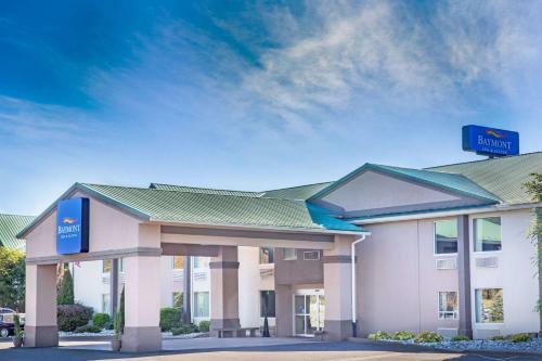 Hotel Baymont Inn & Suites