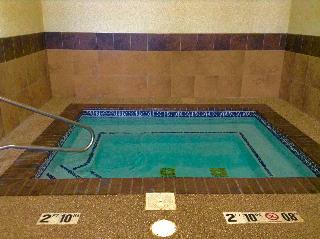 Holiday Inn Express Hotel - Winner