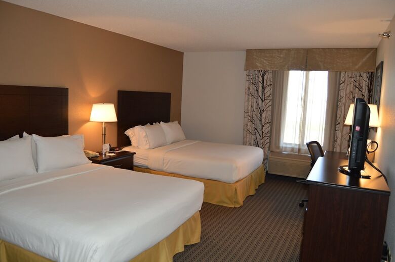Holiday Inn Express Hotel - Winner