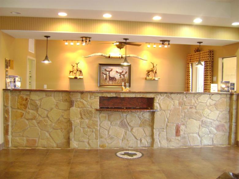 Hotel Best Western Plus Blanco Luxury Inn And Suites