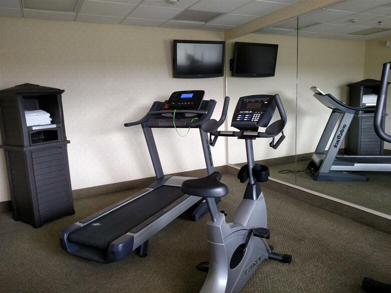 Posada Best Western Plus Napoleon Inn & Suites