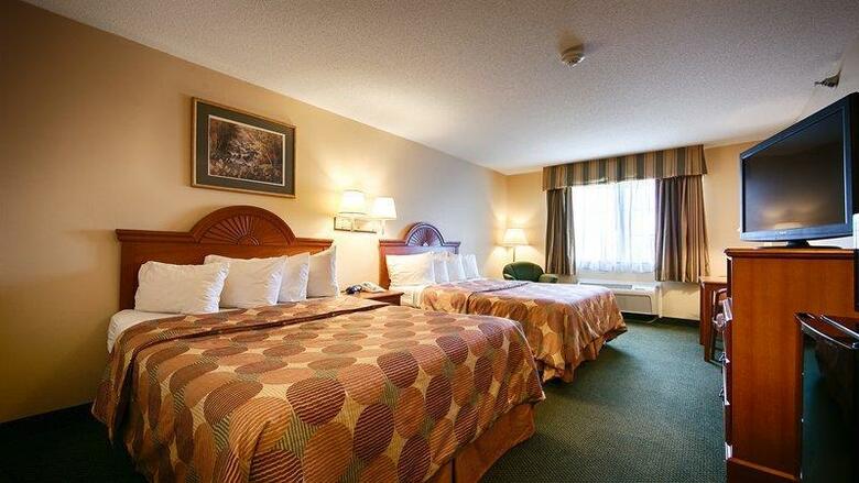 Posada Best Western Plus Napoleon Inn & Suites