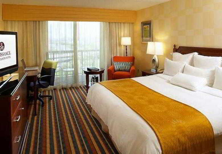 Renaissance Meadowlands Hotel