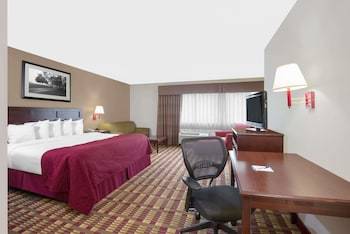 Hotel Baymont Inn & Suites- Boston Heights/hudson