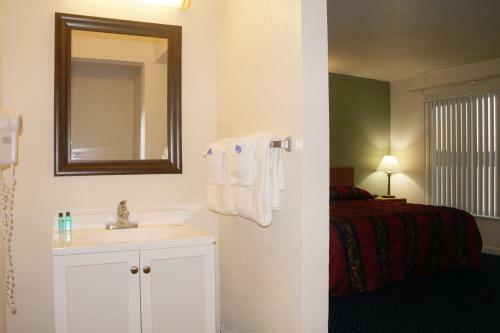 Motel Lake Marina Inn