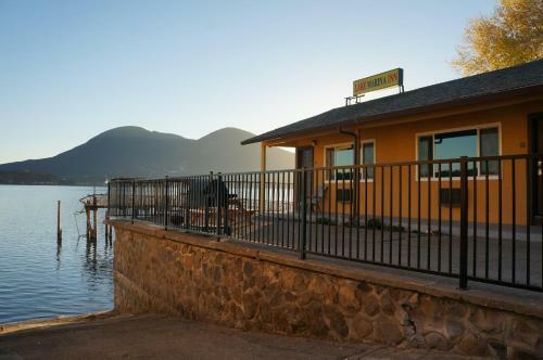 Motel Lake Marina Inn